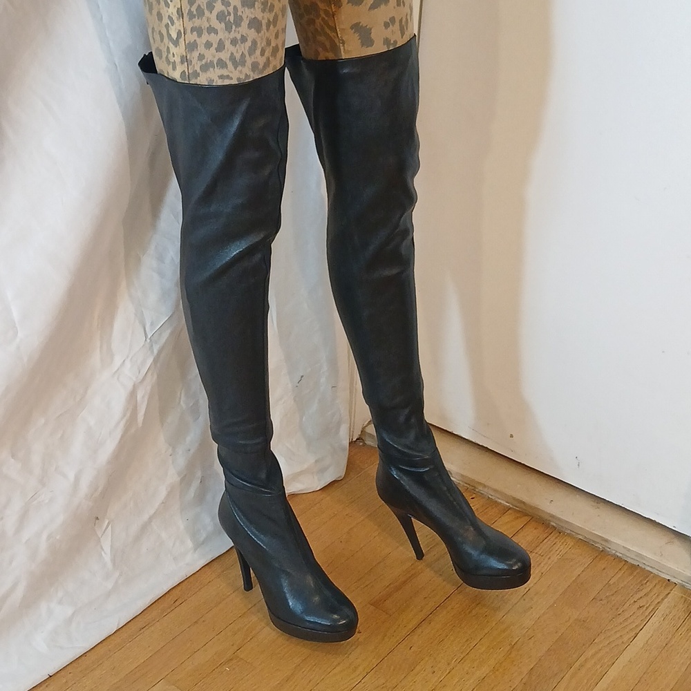 Stunning Like New Barneys (New York) Black Leather Over-the-Knee Platform  Boots - Picture 12 of 16
